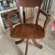 Fauteuil pivotant américain en chêne