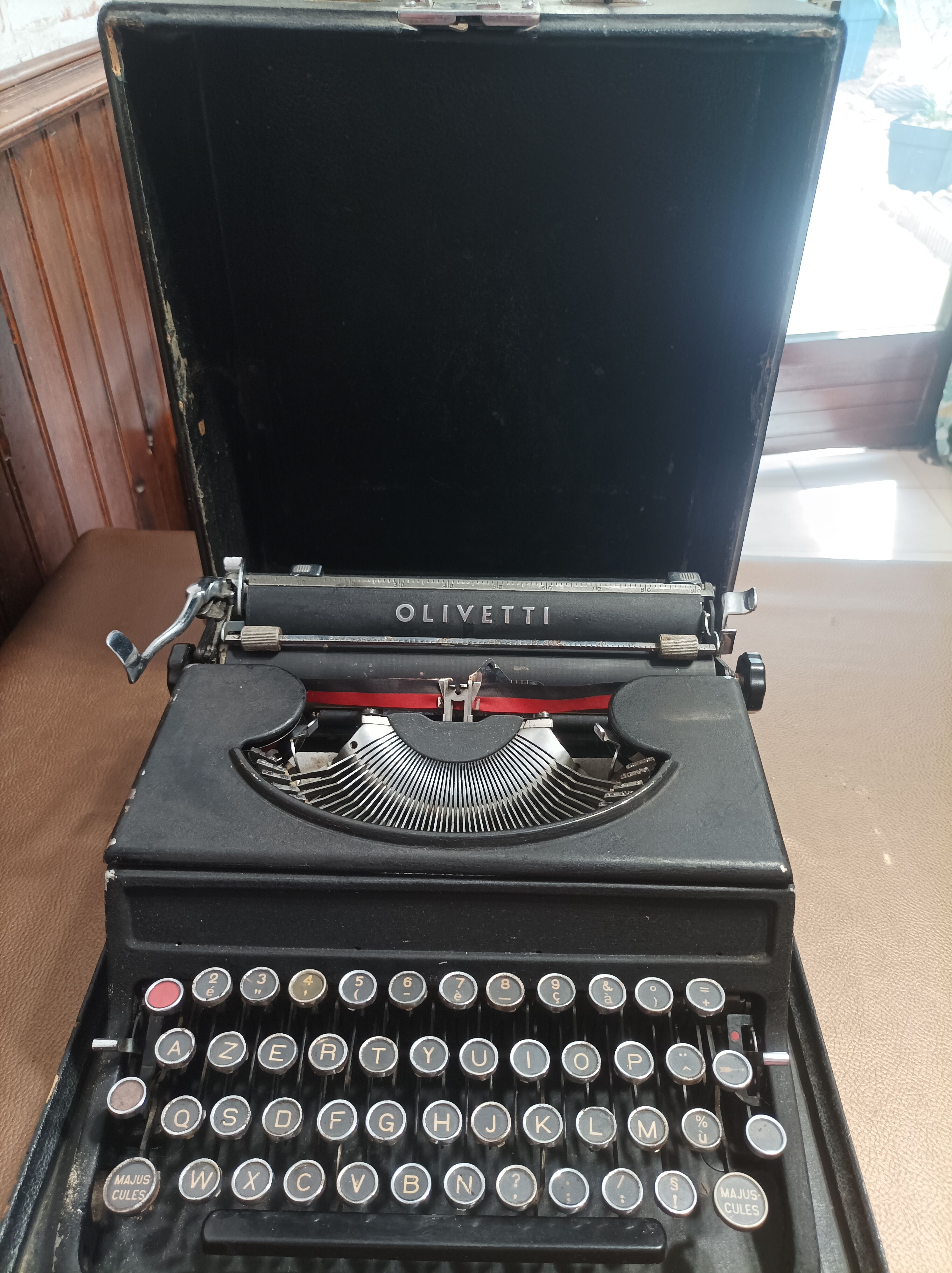 Old typewriter Olivetti Studio 42 40s/50s