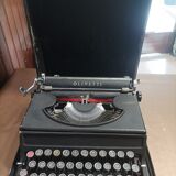 Old typewriter Olivetti Studio 42 40s/50s