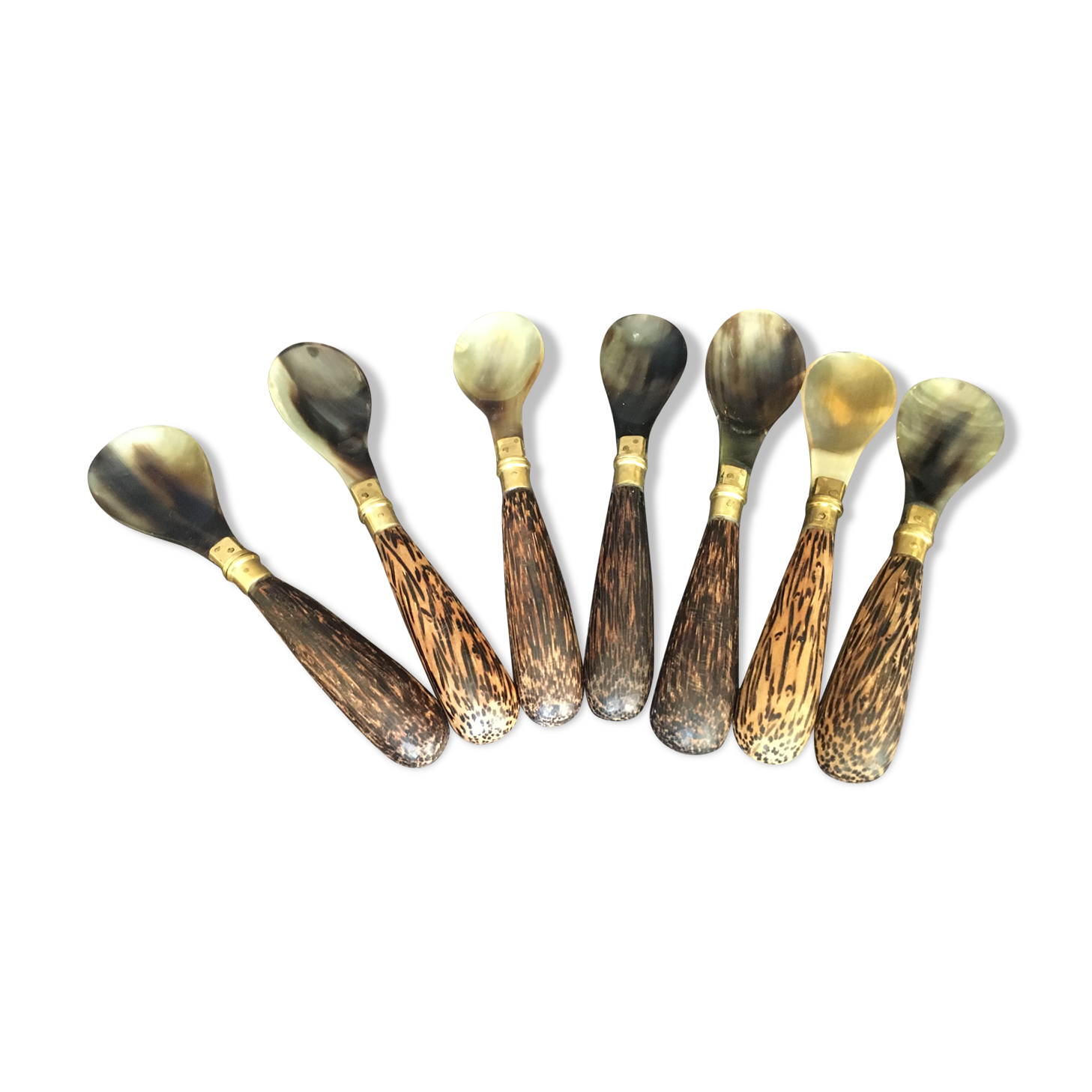 Set of 7 horn and wood spoons