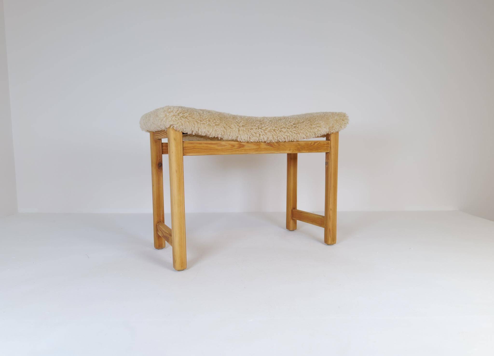 Modern Scandinavian stool in pine and sheepskin, Sweden, 1970s