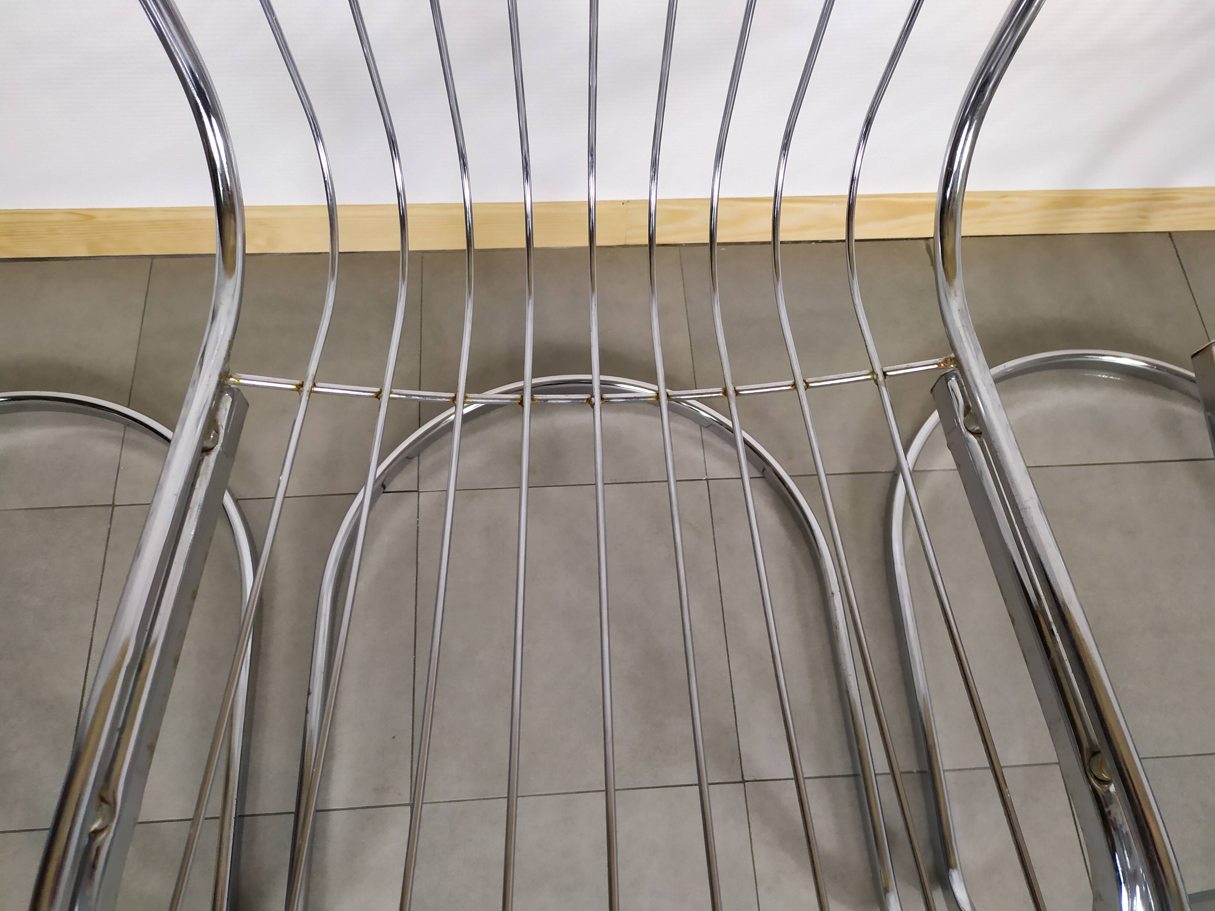 Lot de 4 chaise design en métal chromé années 70