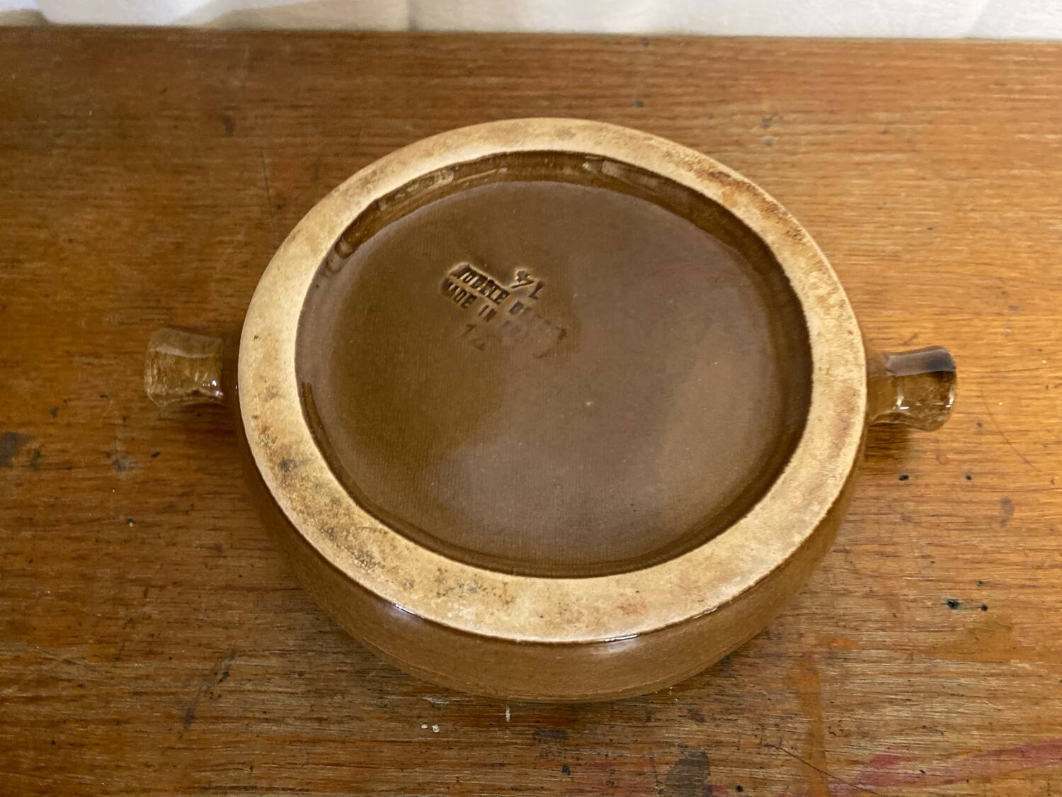 Antique-style ceramic pan for cooking 12 snails, La Bourguignonne