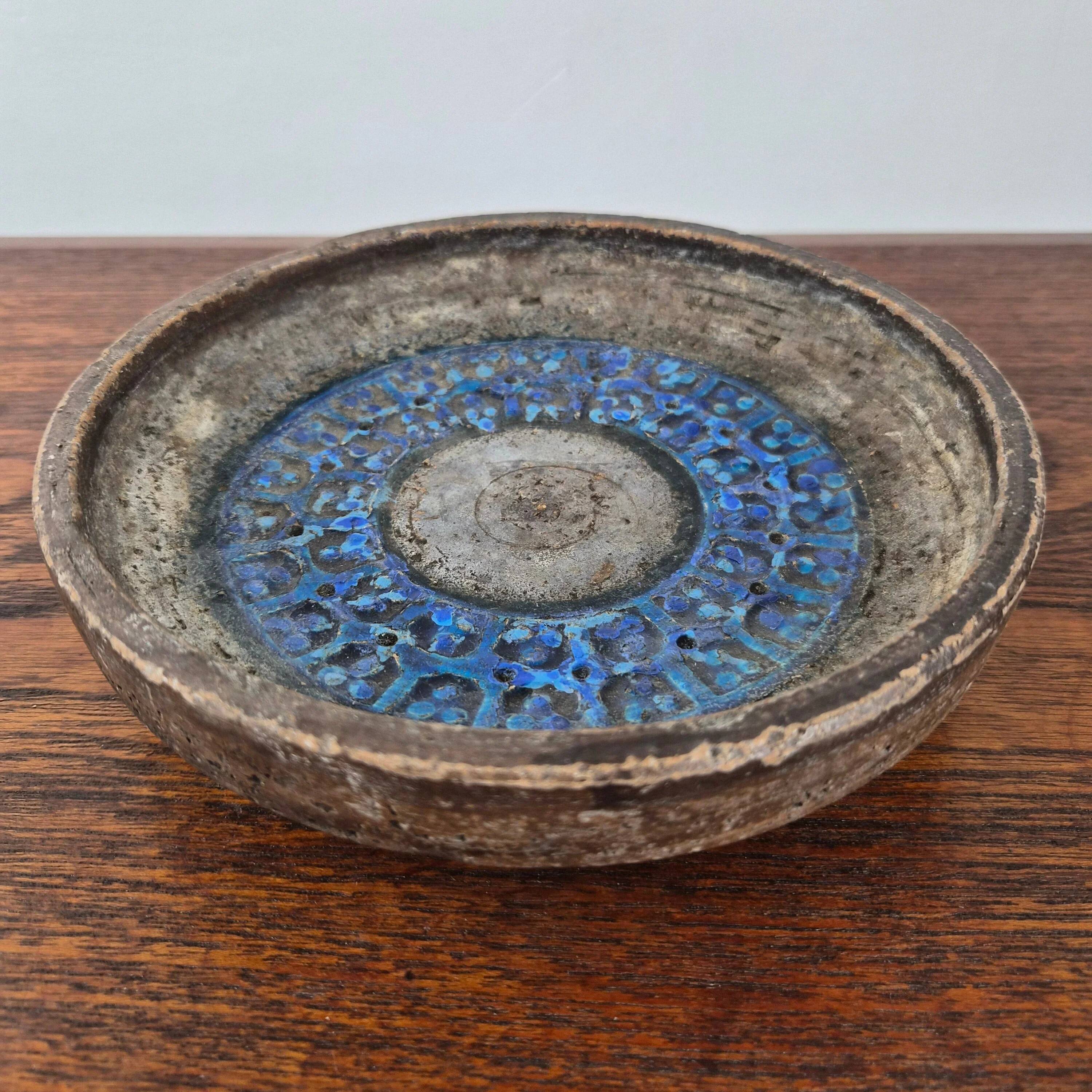 Earthenware dish with glazed decoration Trifoglio by Aldo Londi for Bitossi, Italy, 1960 (Copy) (Copy)
