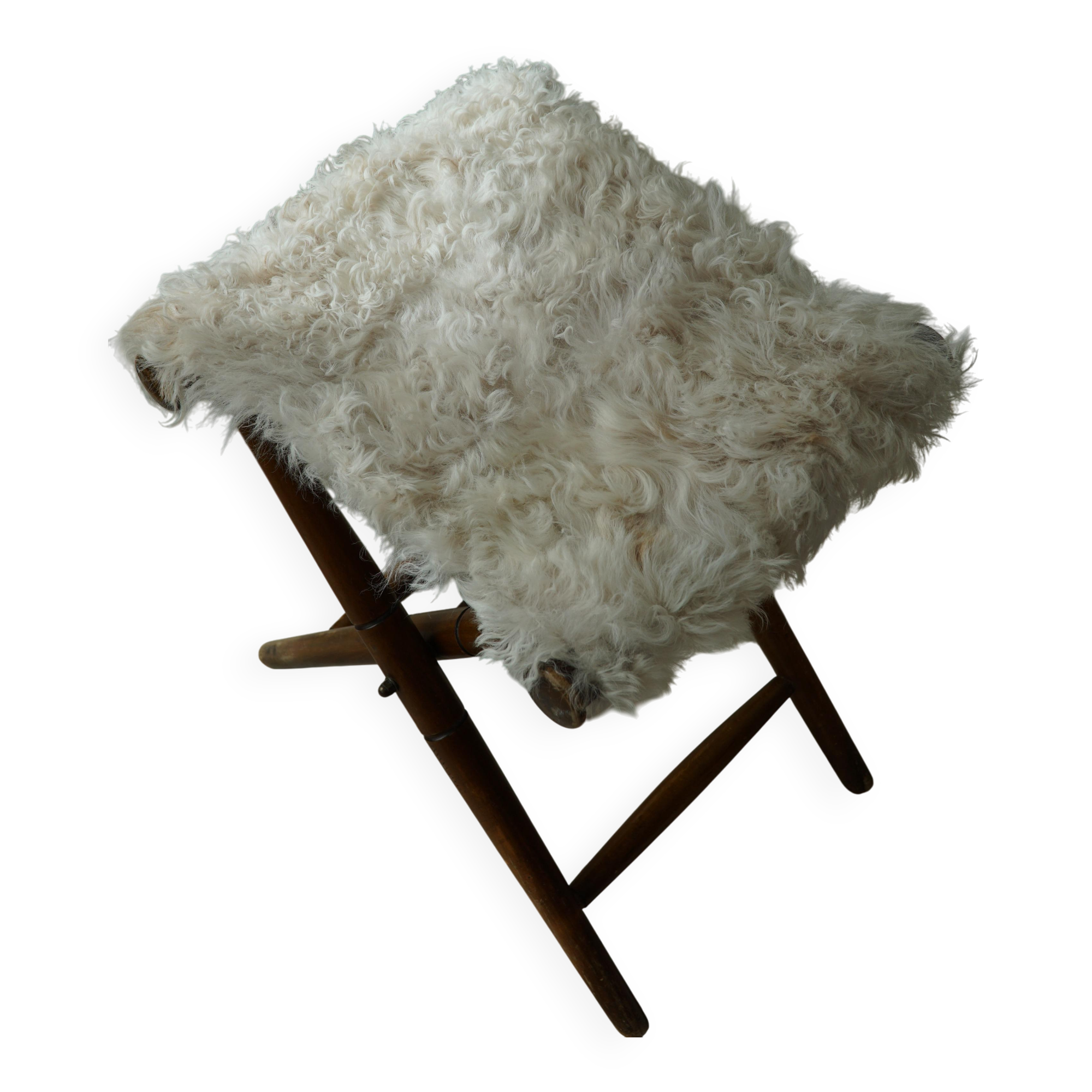 Tabouret pliant, retapissé en peau de mouton à poils longs, style mi-siècle moderne, années 1950