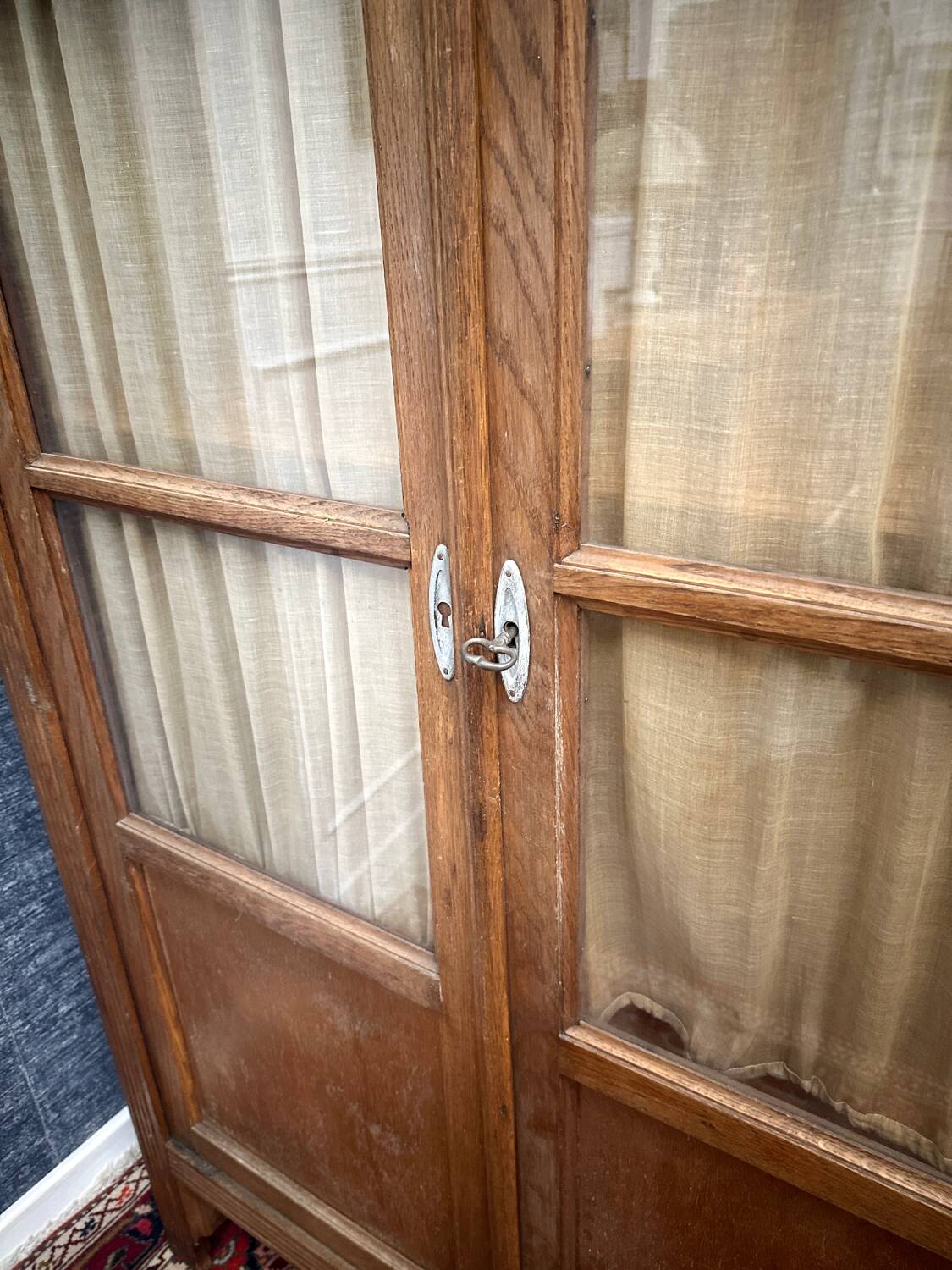 Art deco glass cabinet