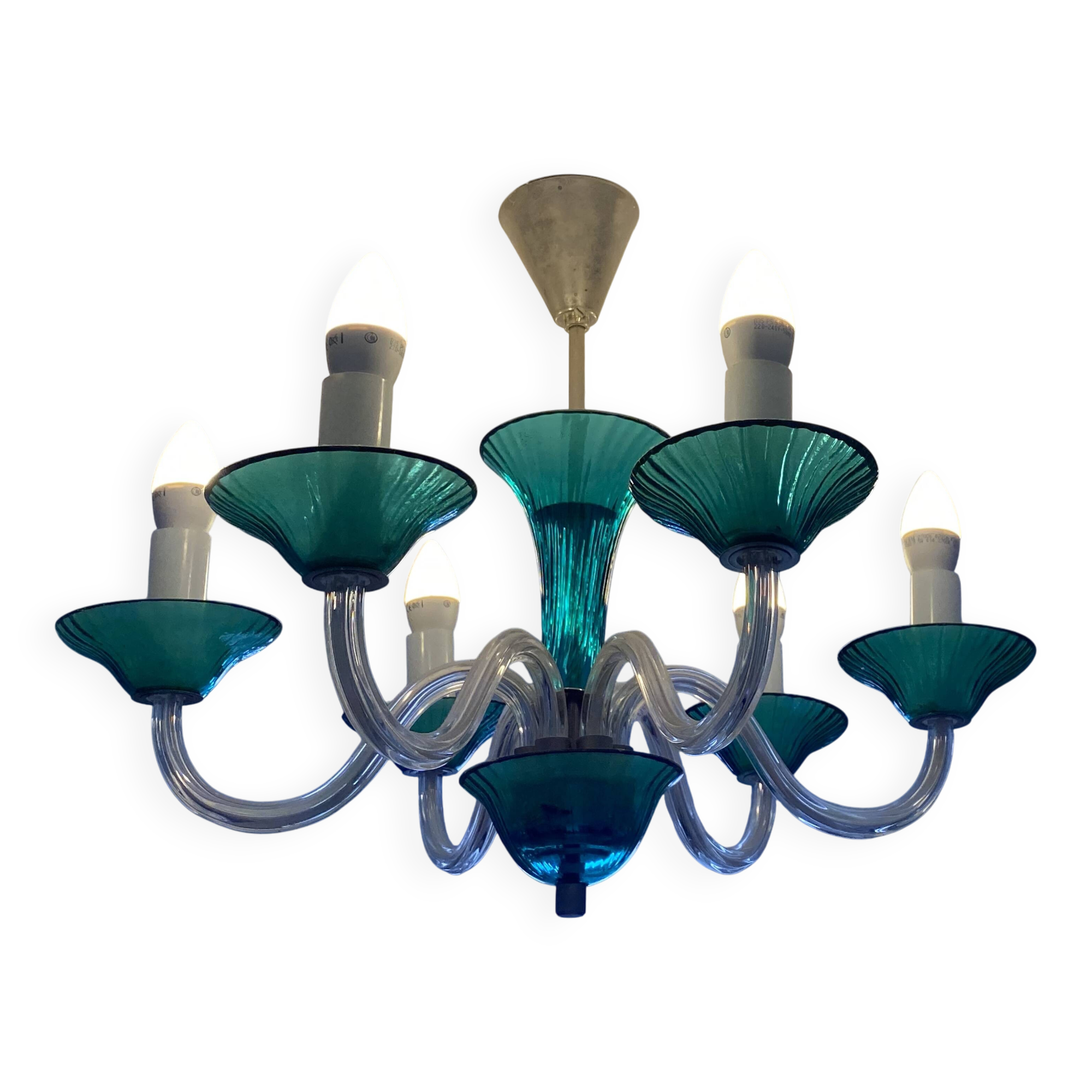 Crystal and coloured crystal chandelier – handcrafted Baccarat work