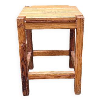 Pine stool