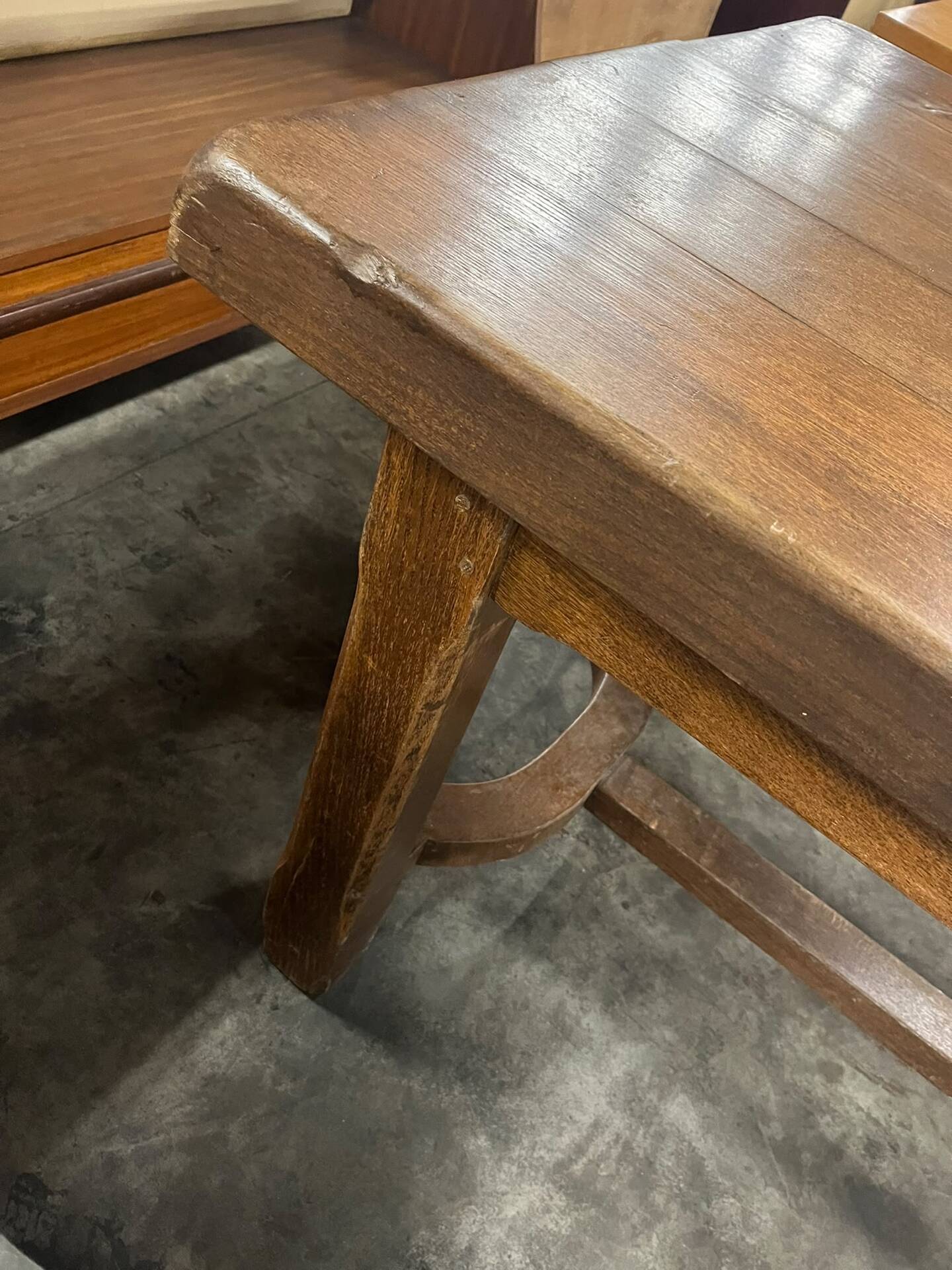 Table à manger vintage XL en bois massif