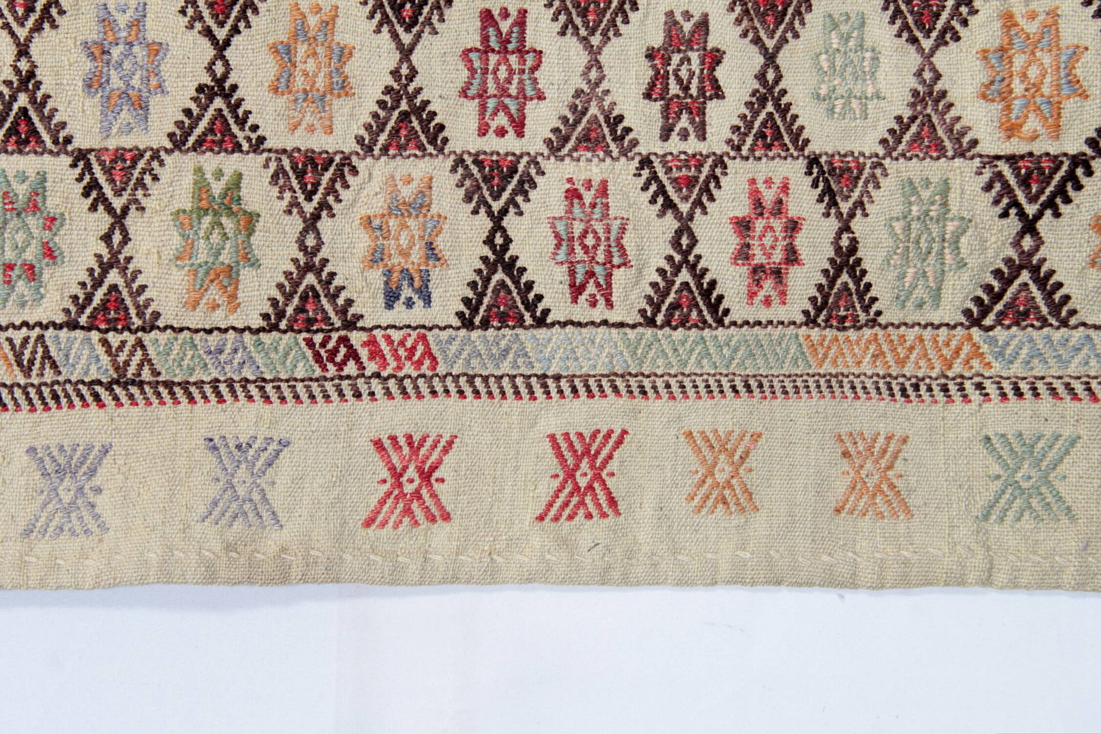 Antique Turkish Kilim Rug: Beige Wool, Zig-Zag Tribal Design 141x235cm