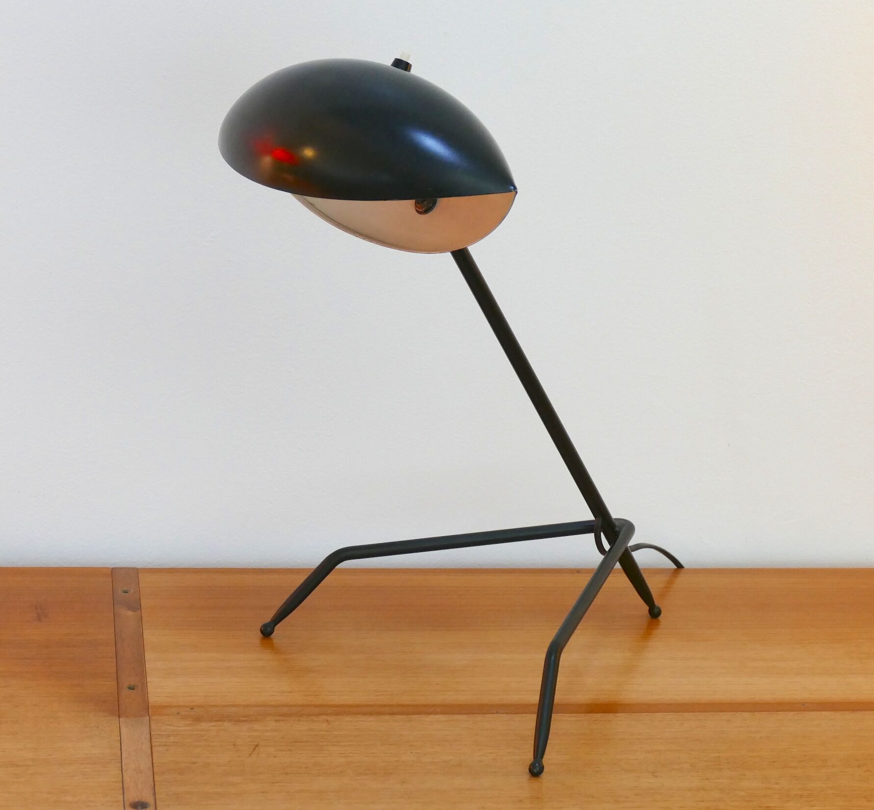 Vintage lamp tripod of modernist style