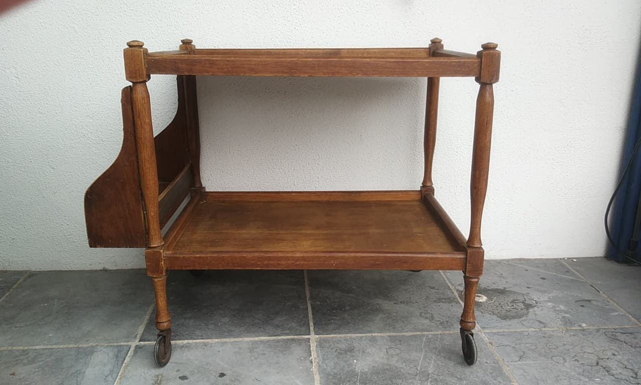 Old service with wheels