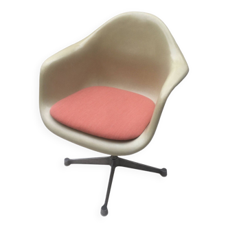 Charles & Ray Eames PACC armchair for Herman Miller