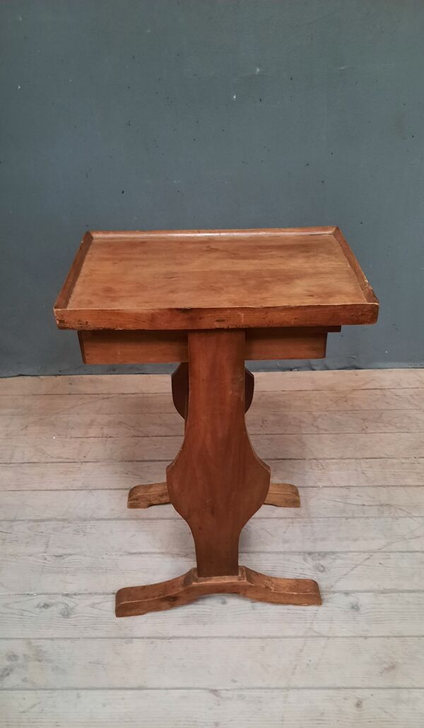 Table d'appoint en merisier