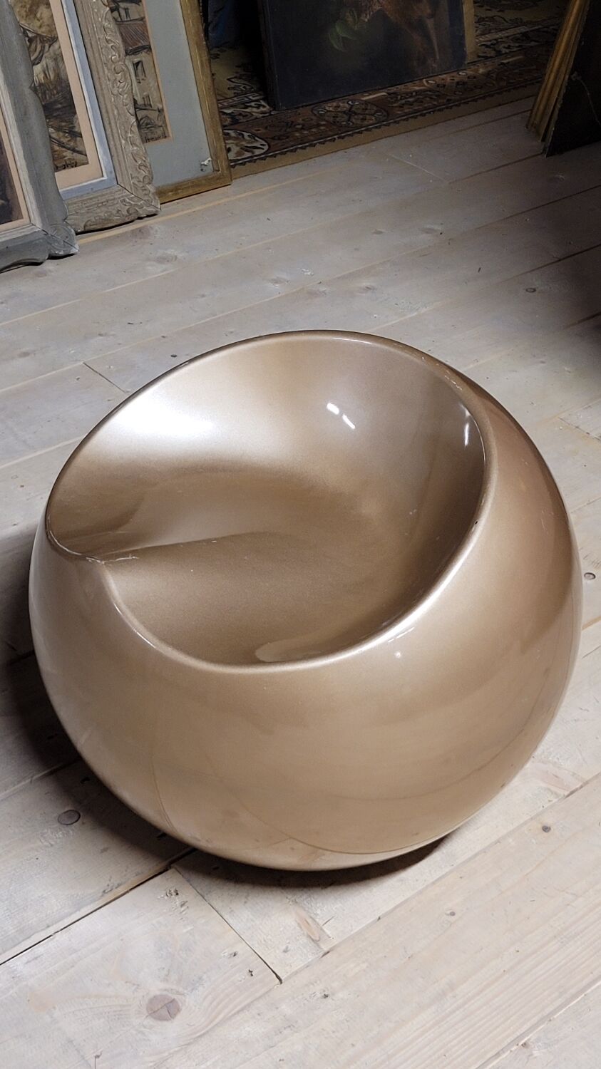 Ball chair stool design