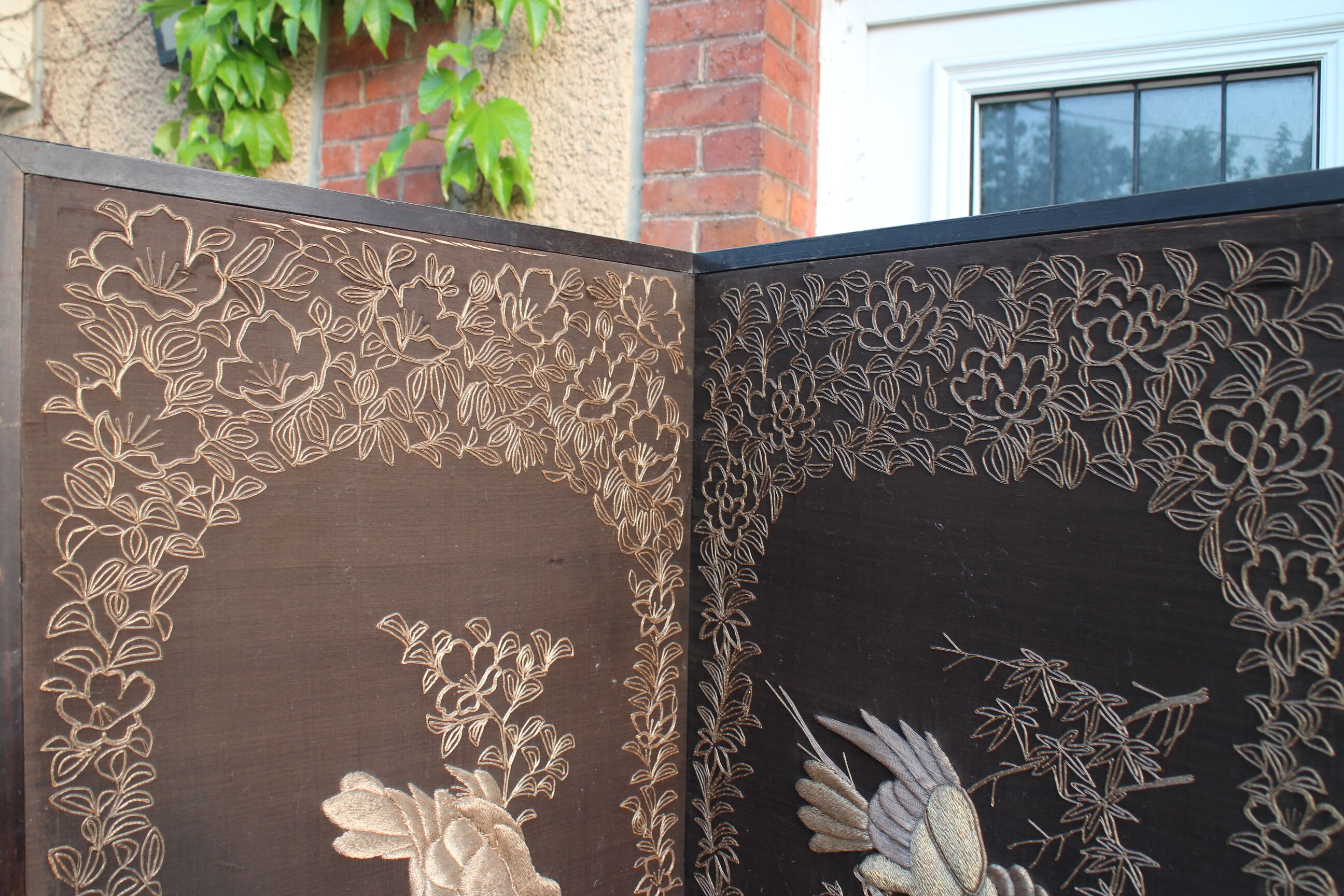 Japanese screen embroidered golden threads