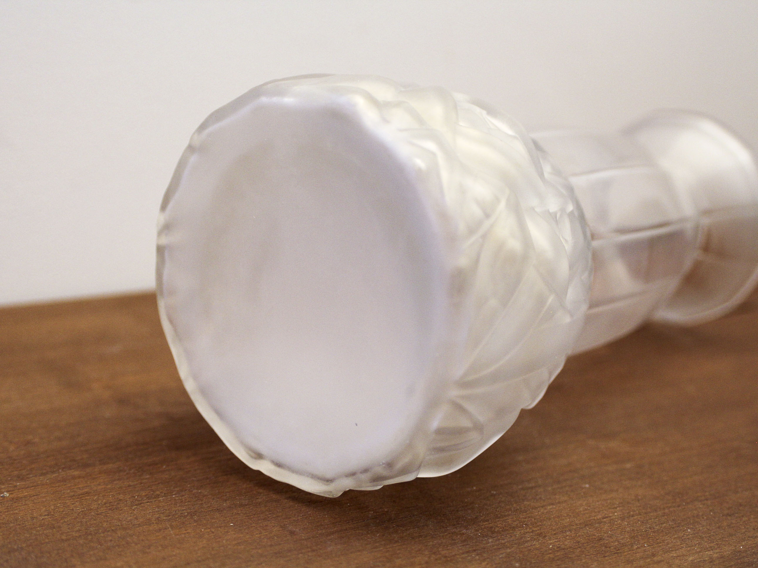 Art deco vase in molded pressed glass