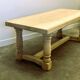 Grande table de salle à manger vintage française en chêne poncé, années 1960. France