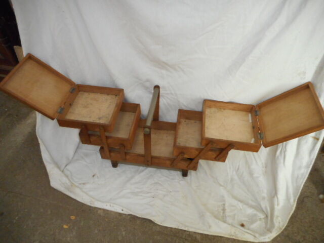 Art deco wood worker