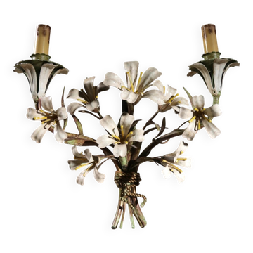 Mid-century Italian metal flower wall lamp