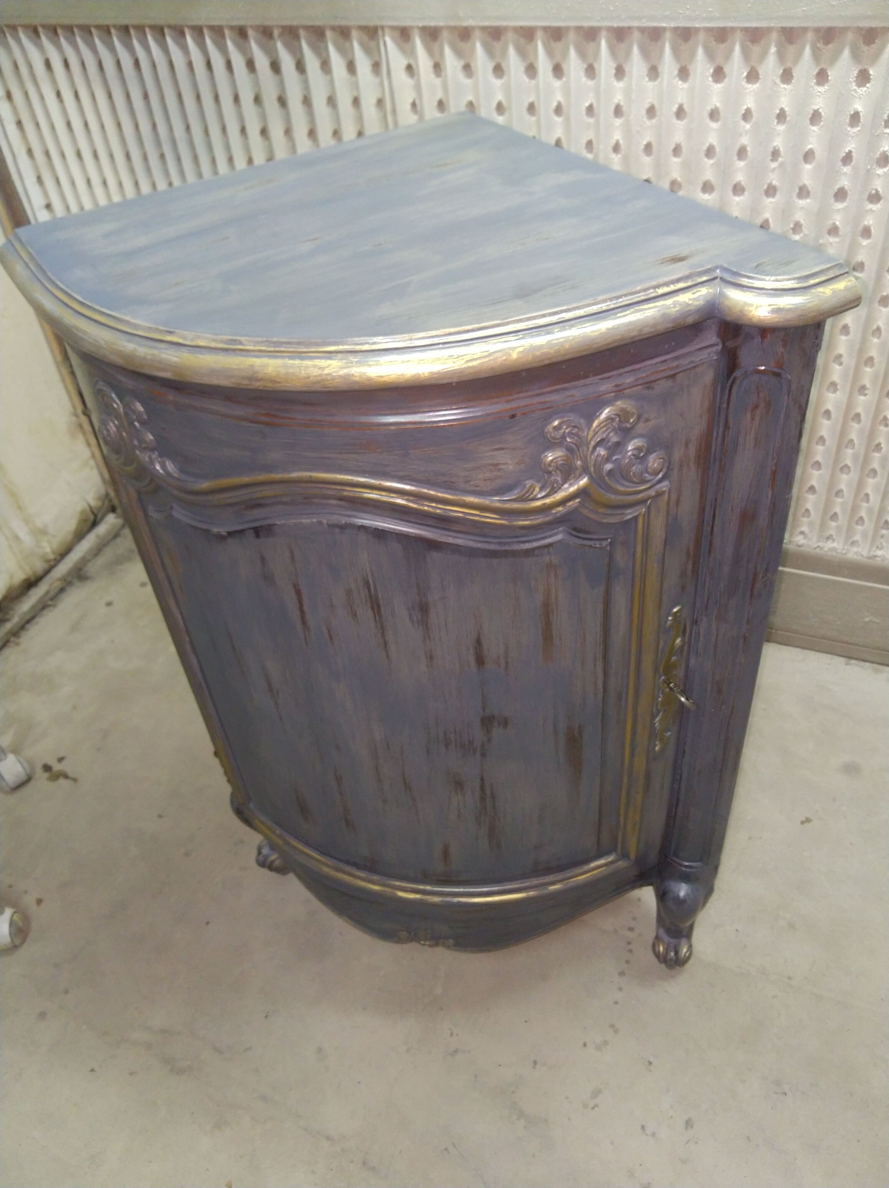 Pair of solid walnut notches painted and patinated around 1950