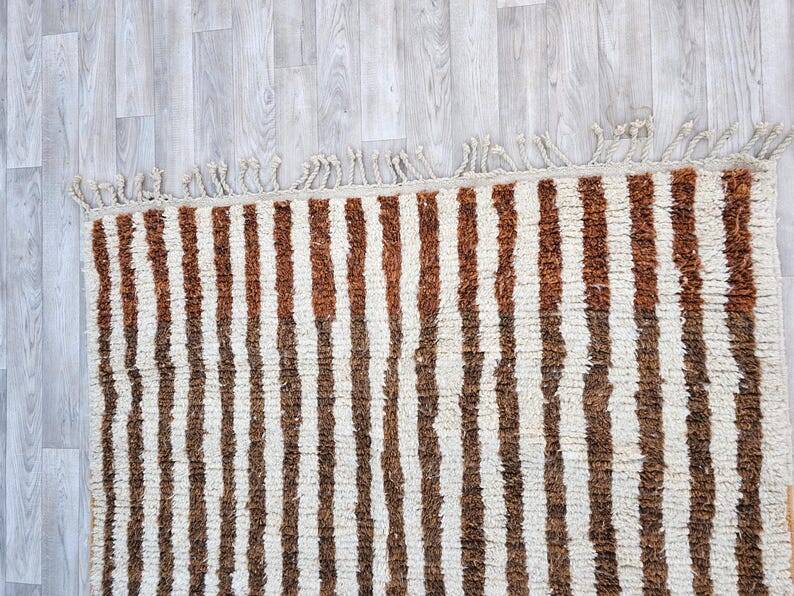 Moroccan handmade rugs, Berber rugs woven from wool, 150/250cm.