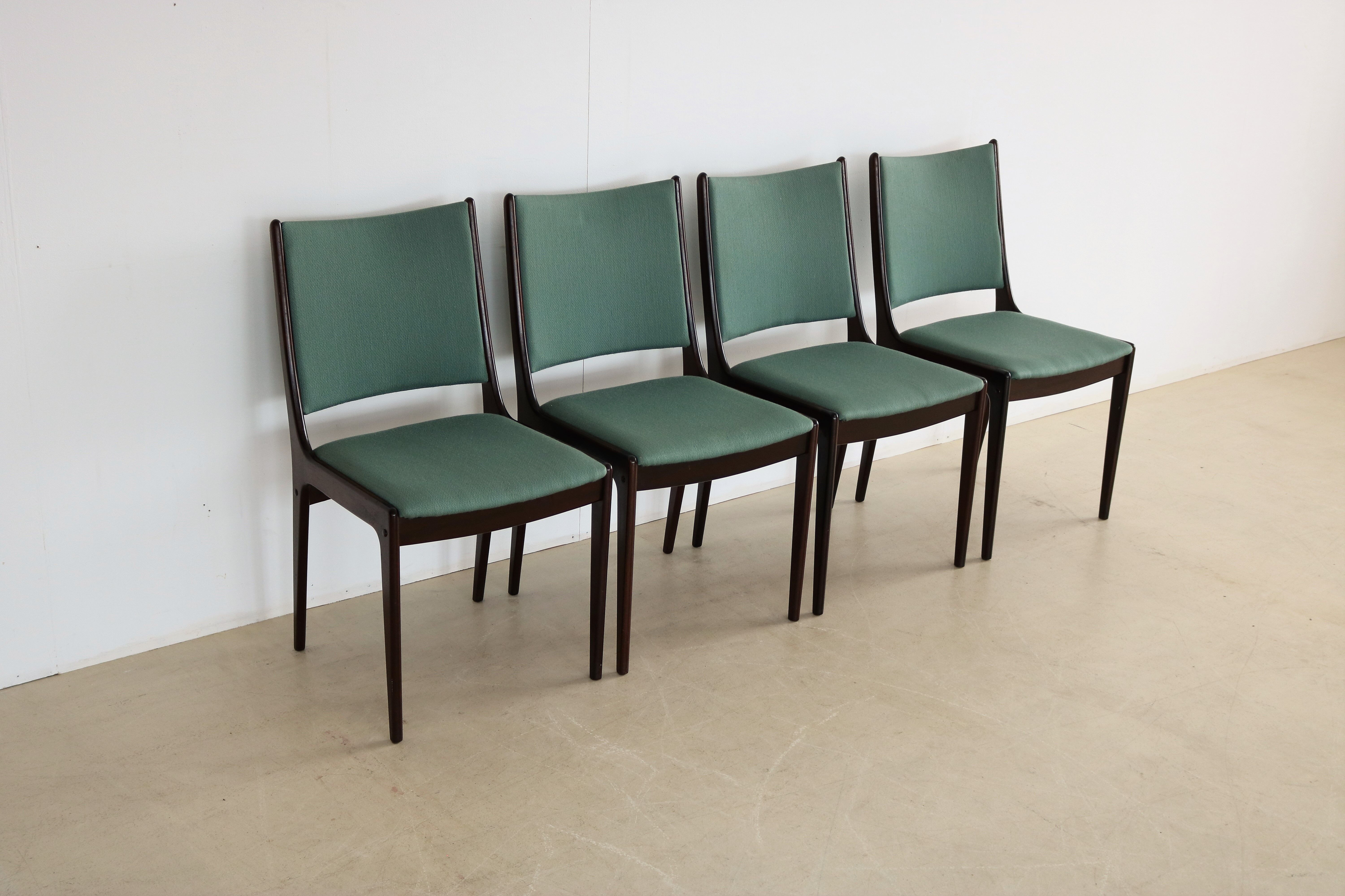 Chairs 60, danish