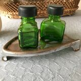 Pots en verre vert sel/poivre sur socle métal
