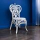 Chaise cœur Peacock rotin blanc 1970