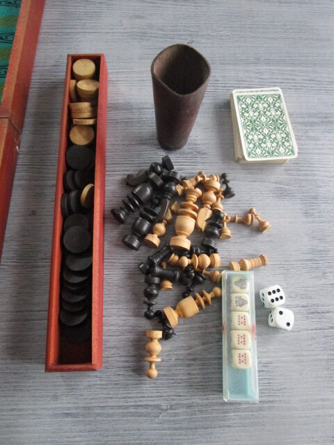 Old wooden game box