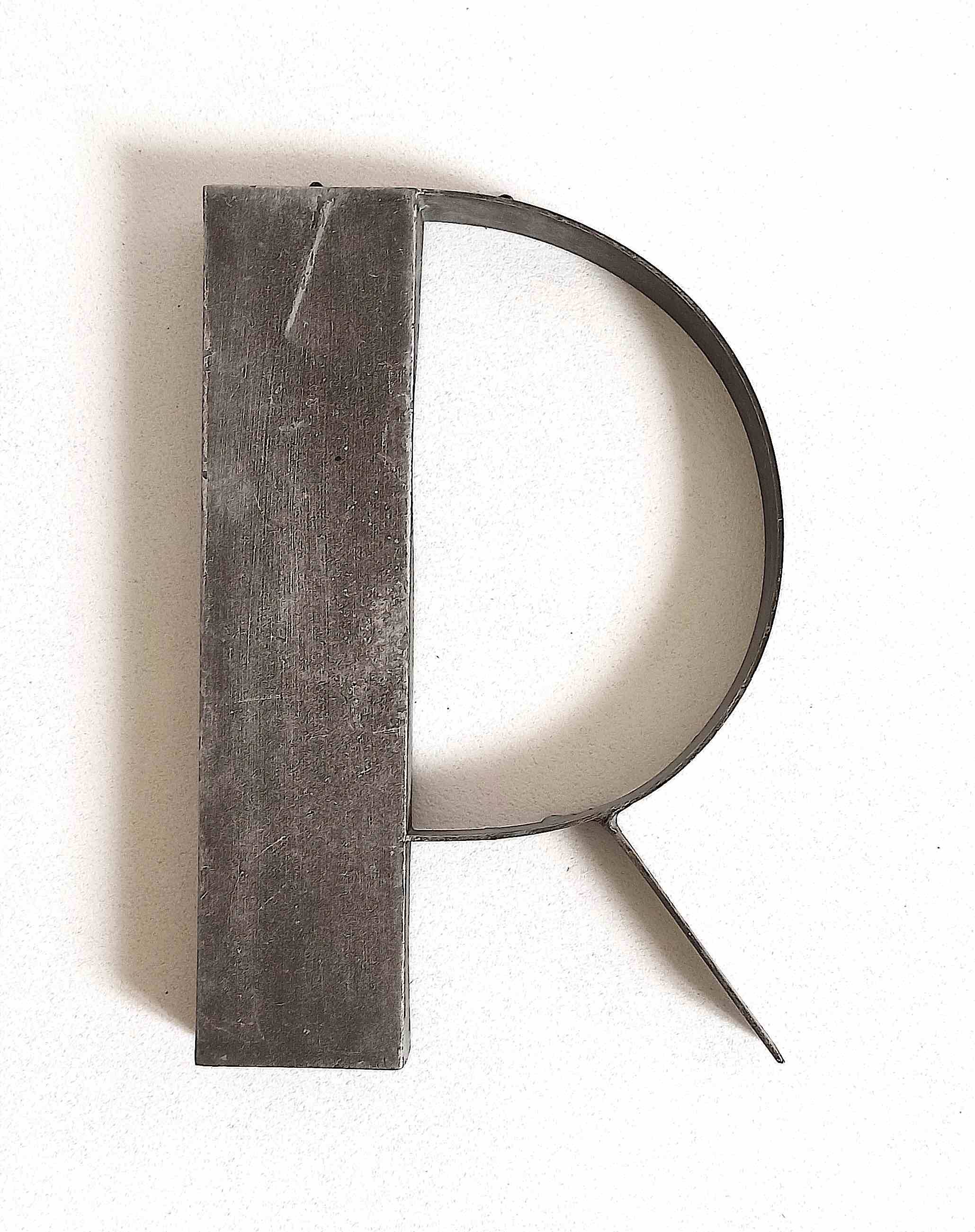Metal letter R 1930s Height 25 cm
