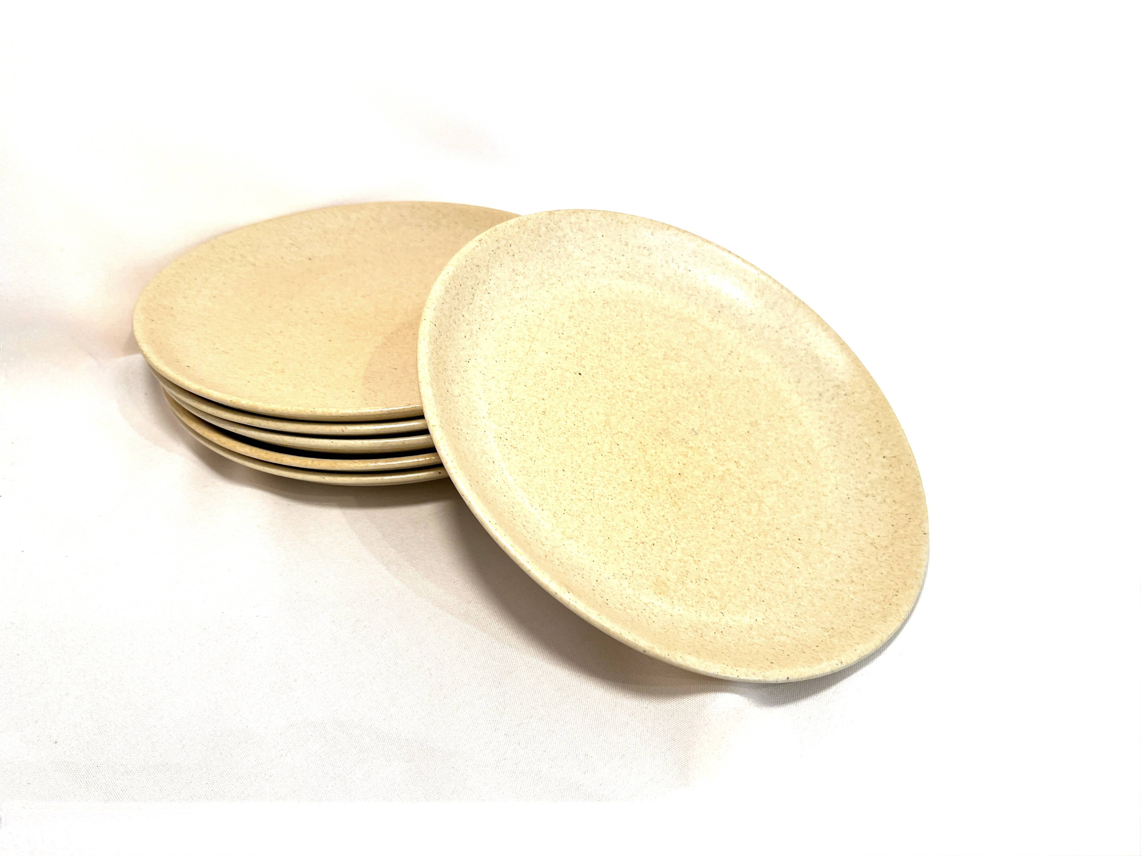 6 large vintage flat plates in beige stoneware Granit 1960s chic country