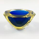 Bol Sommerso en verre de Murano à facettes en diamant par Alessandro Mandruzzato, Italie, années 1970