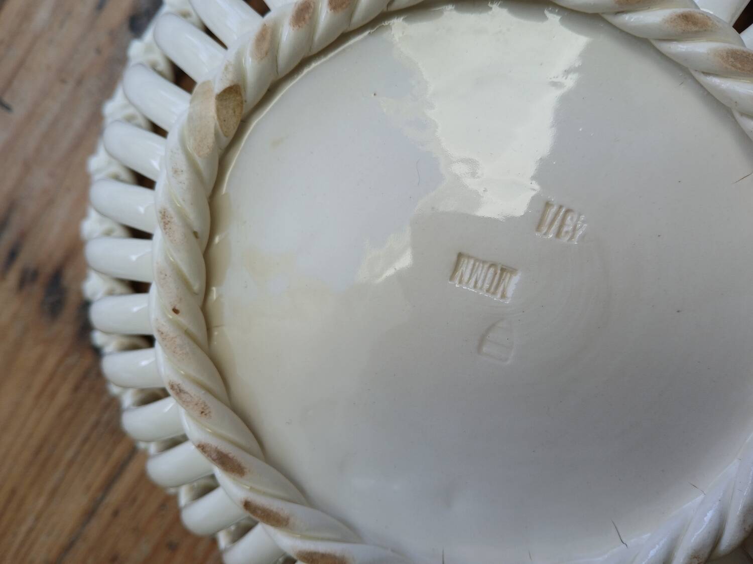 Woven earthenware basket