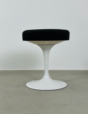 Eero Saarinen Stool by Knoll International 1960s