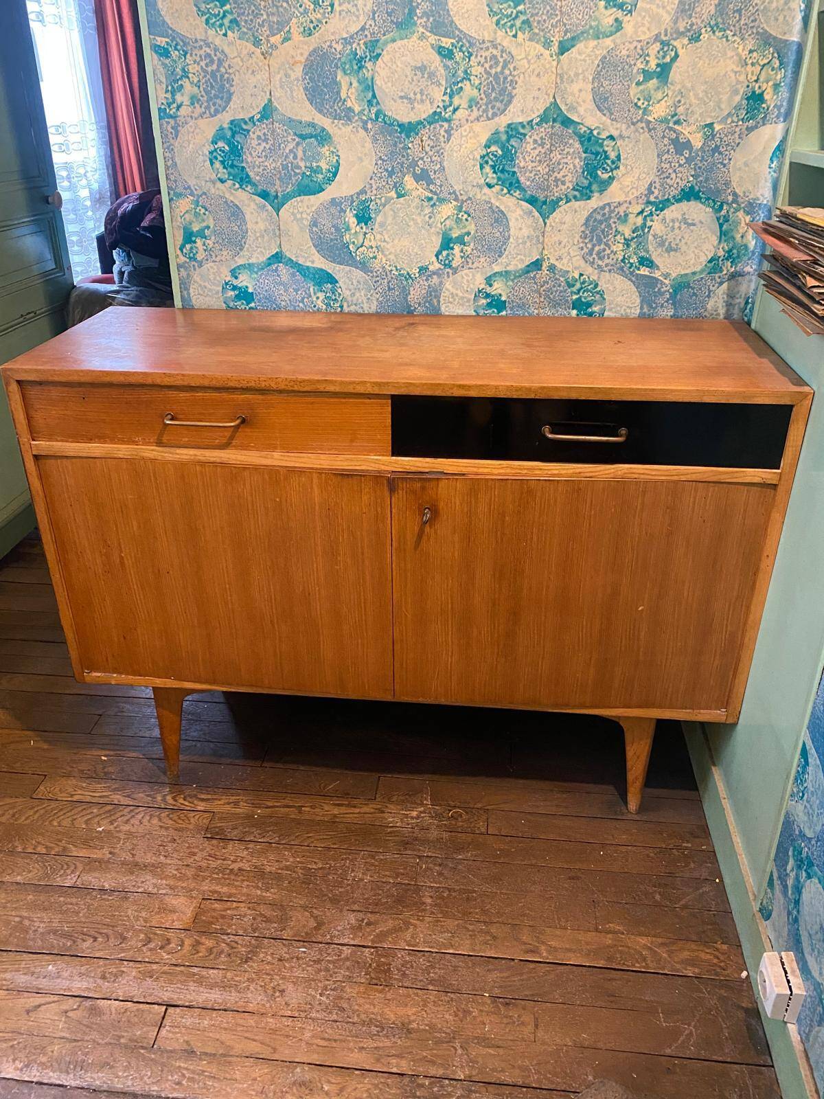 Vintage buffet