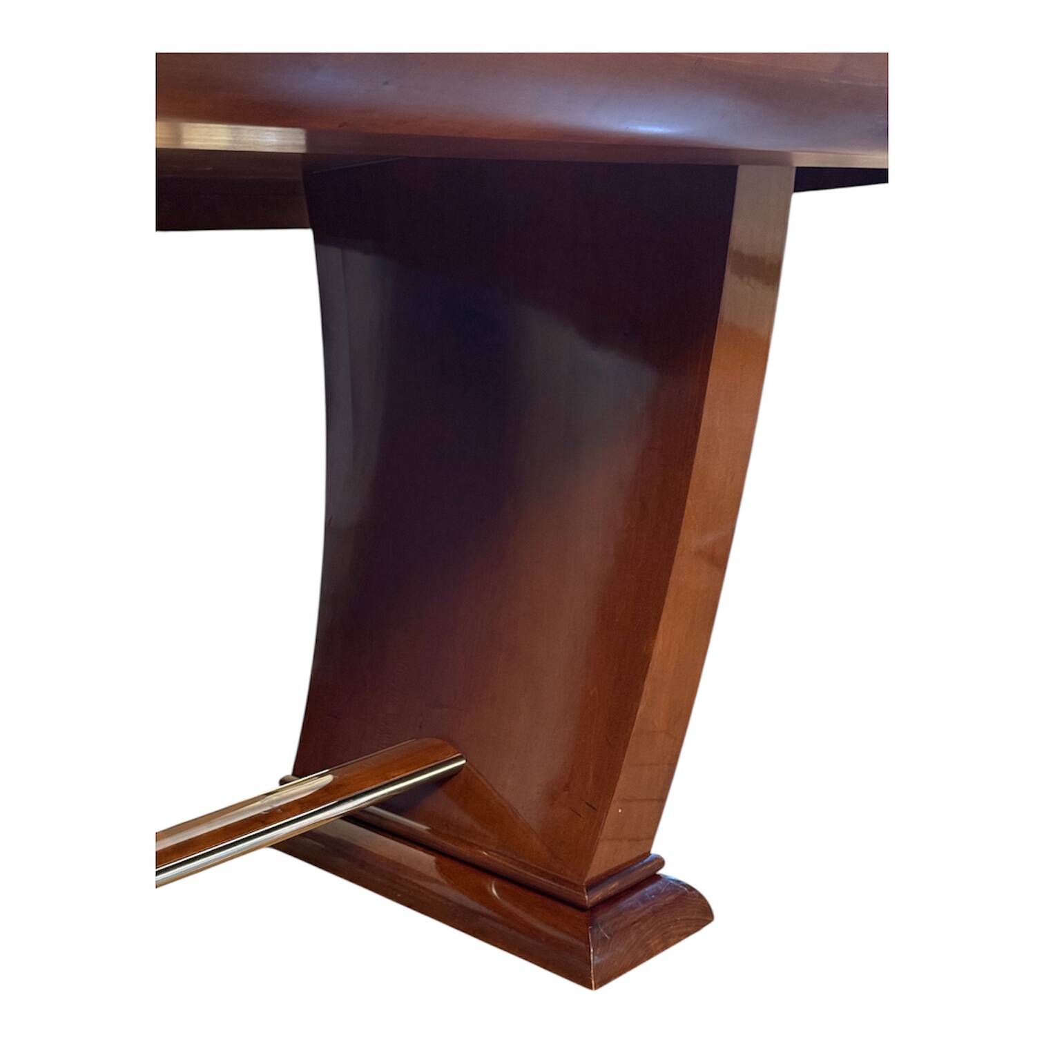 Lacquered solid wood table