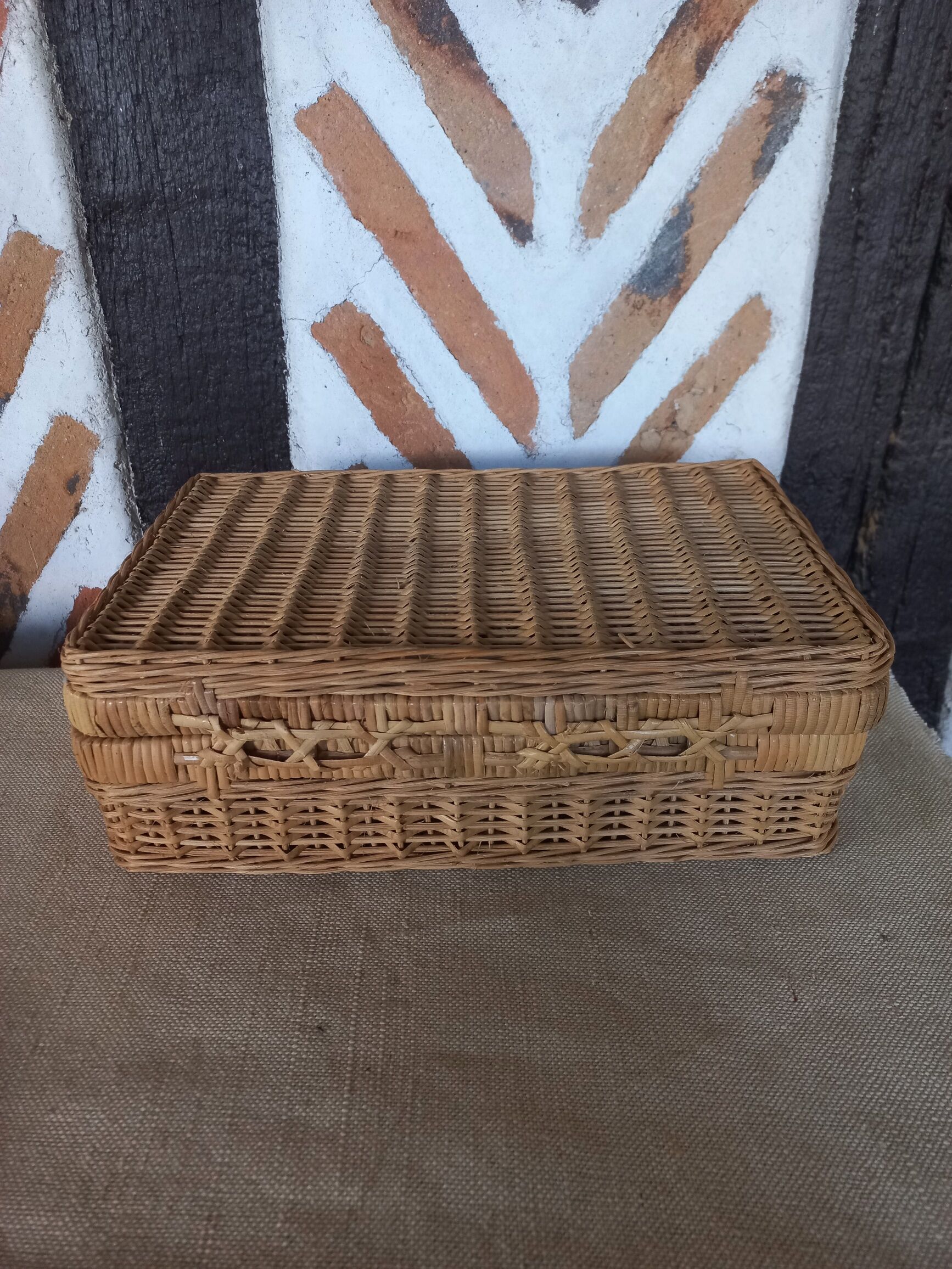 Braided wicker box