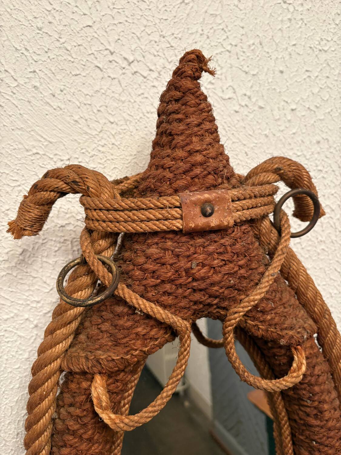 Audoux kitty horse necklace mirror