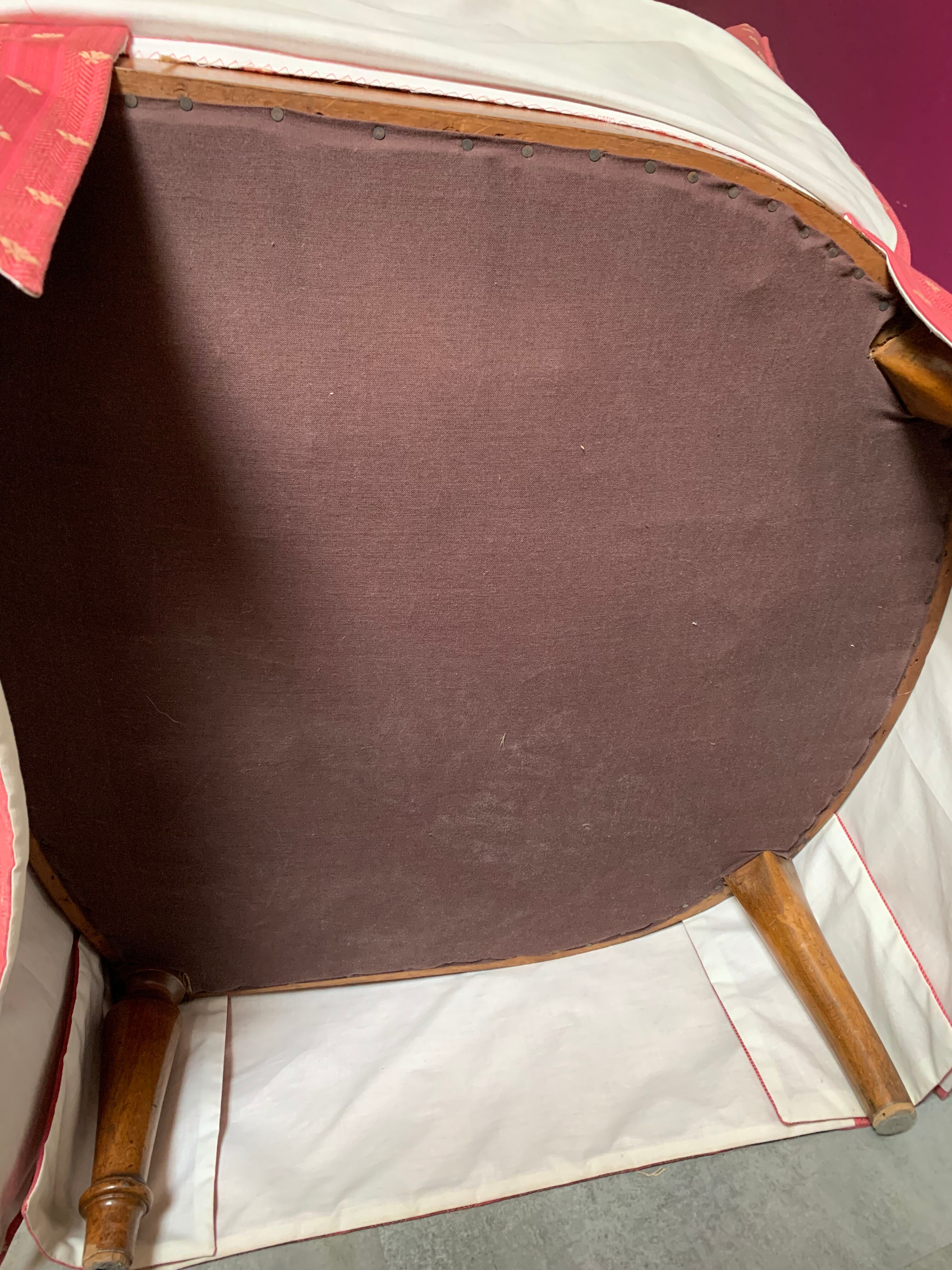 Upholsterer toad armchair