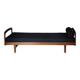 Daybed / Meridian design Jacques Hauville France 1950