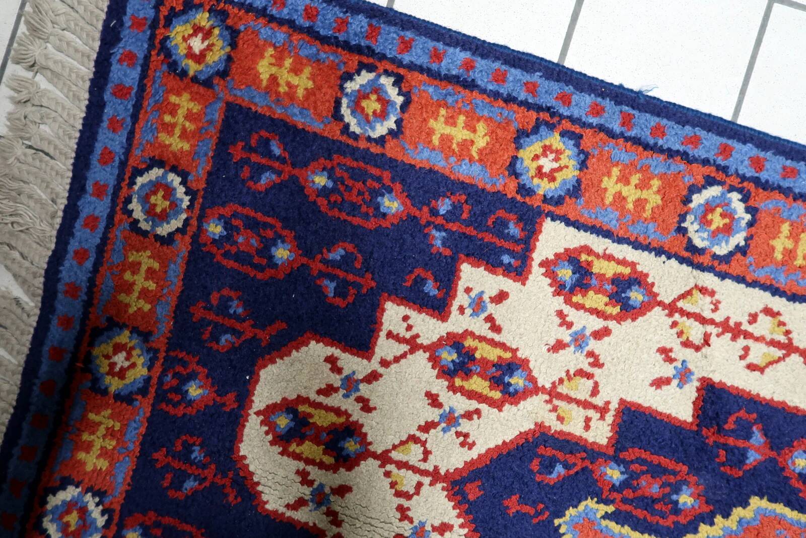 Vintage French Savonnerie rug 95 cm x 177 cm 1950s - 1C1231