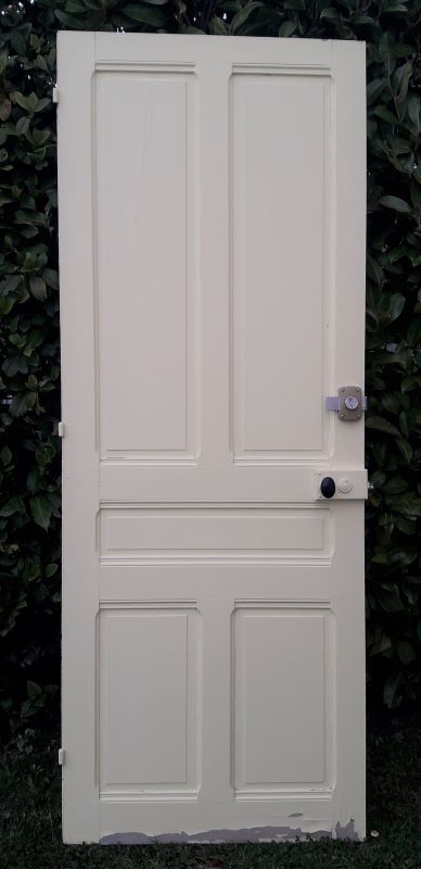Communication door 82,5x216,8cm old molded