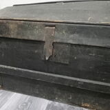 Old black malle