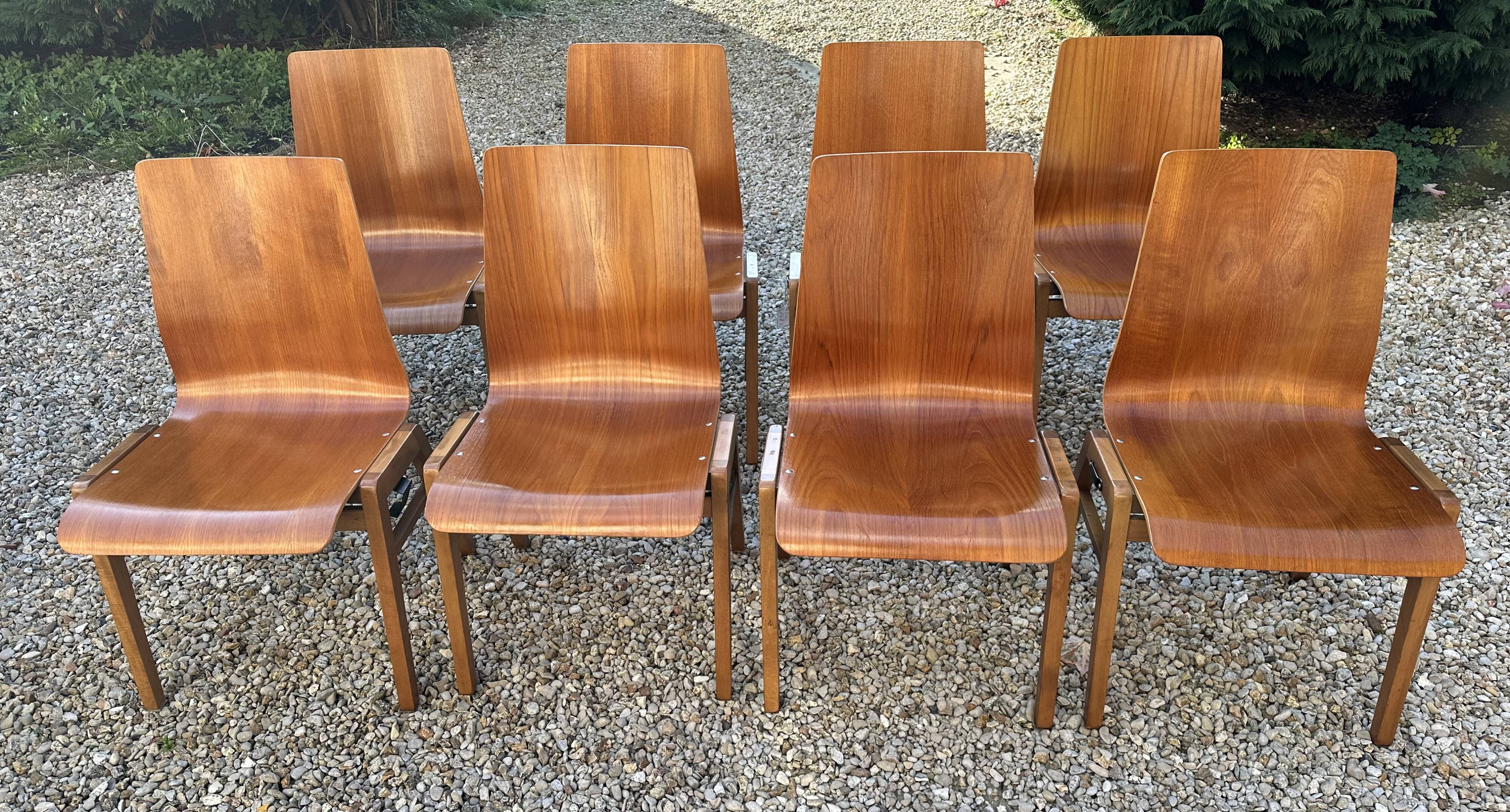 Scandinavian chairs (set of 8) in thermoformed beech from the 1960s.