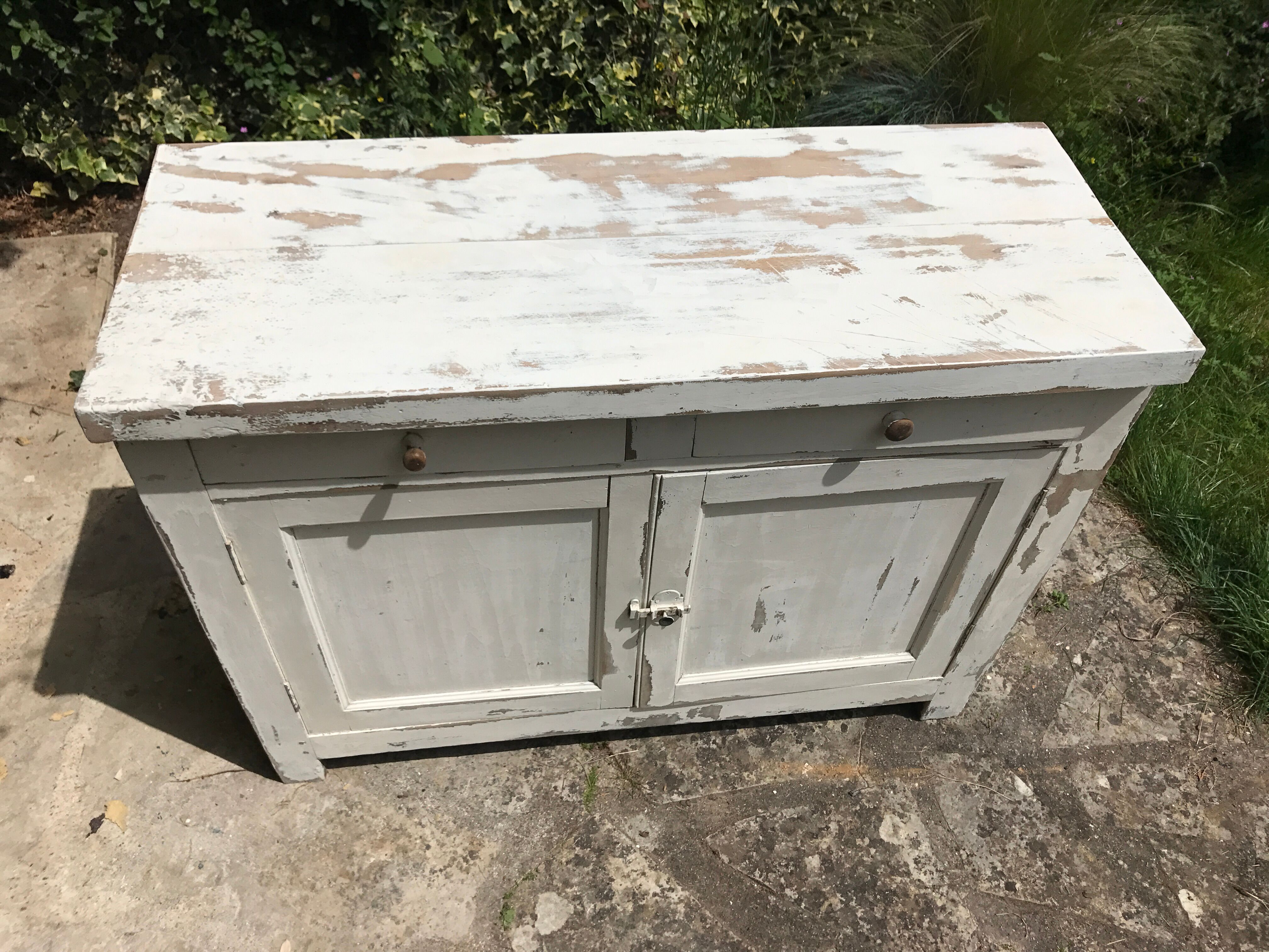 Block kitchen buffet