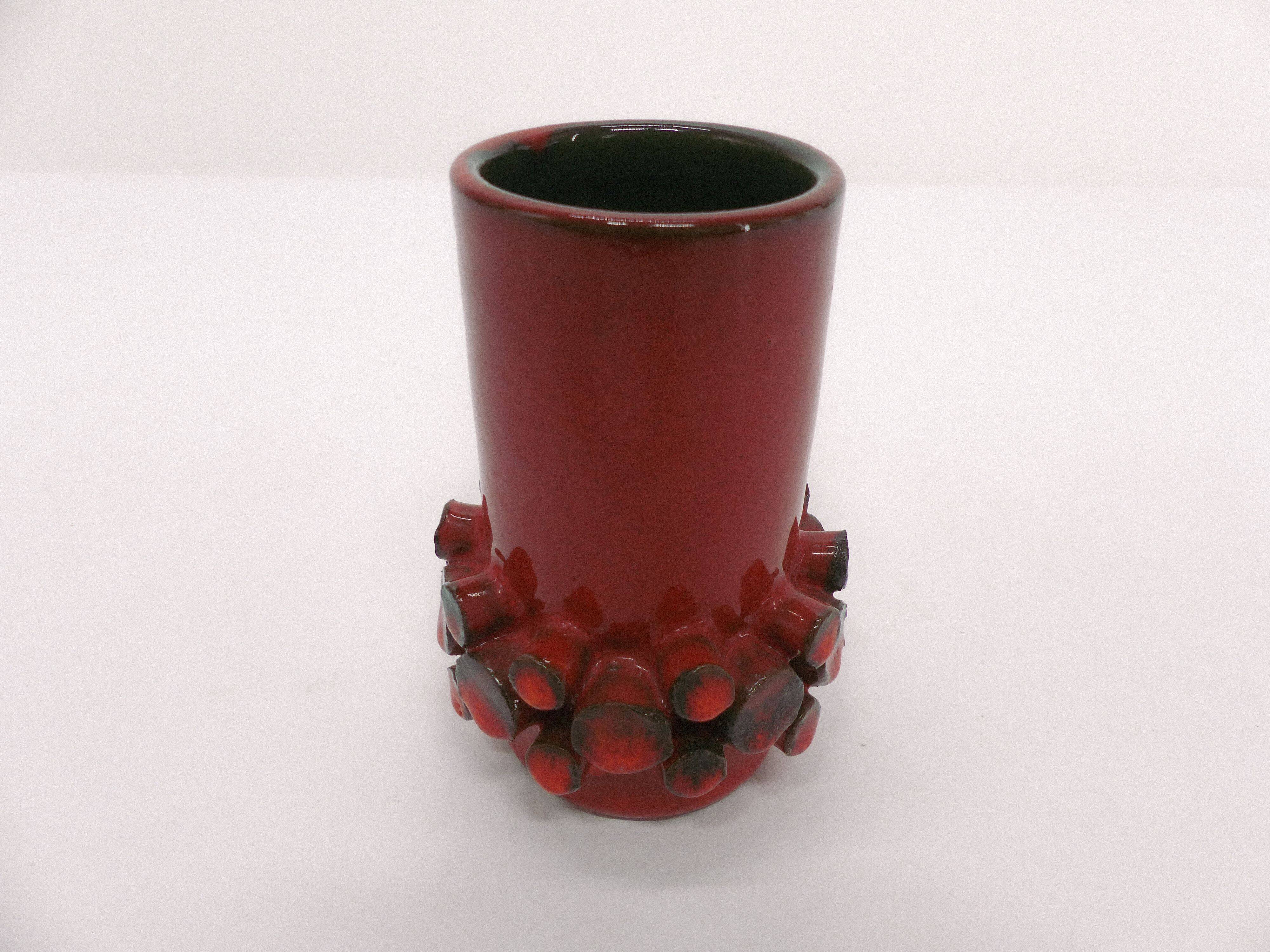 Hans Welling red Ceralux vase - Ceramano 1960