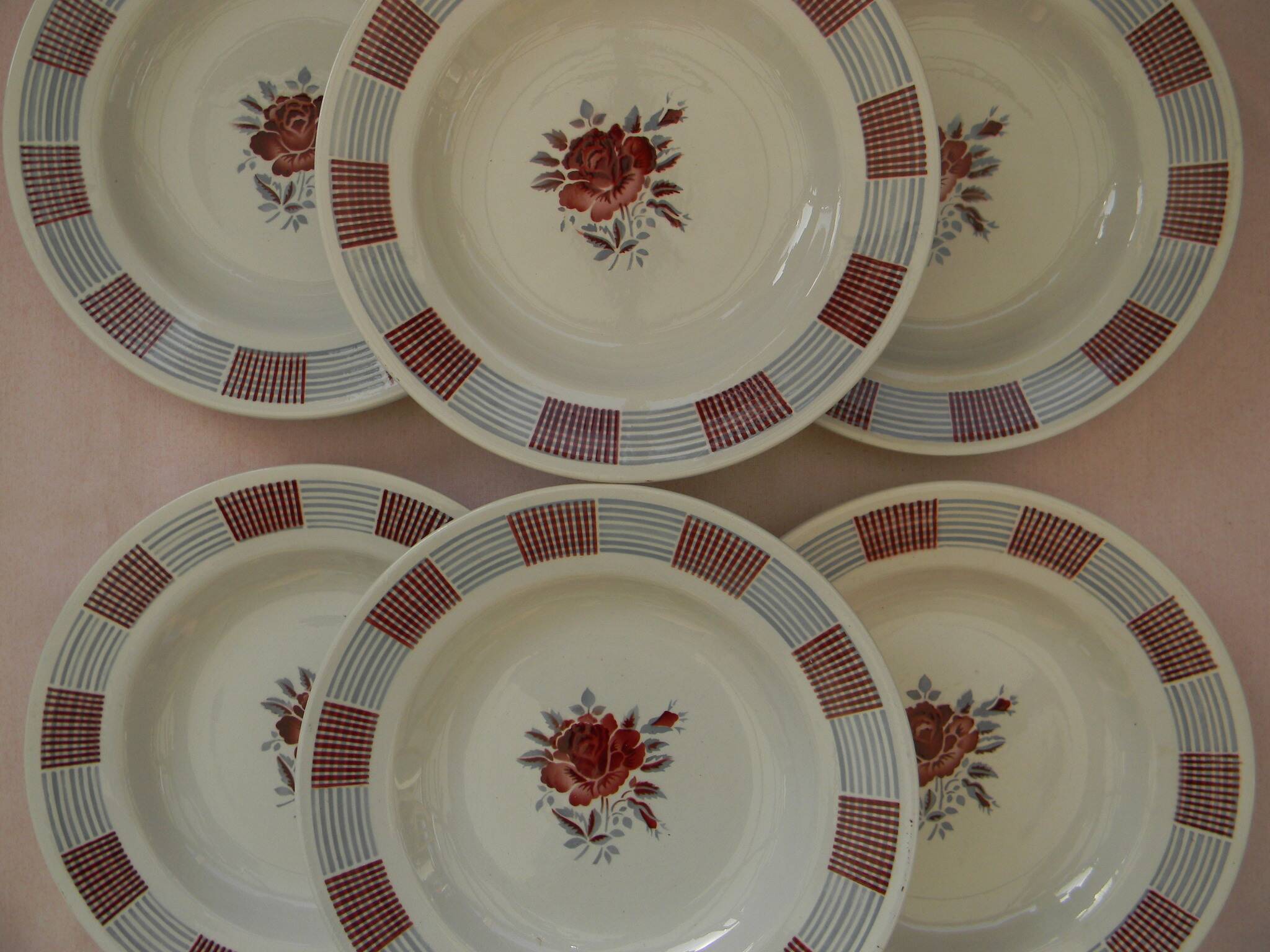 6 deep plates in earthenware from saint amand. scottish model.