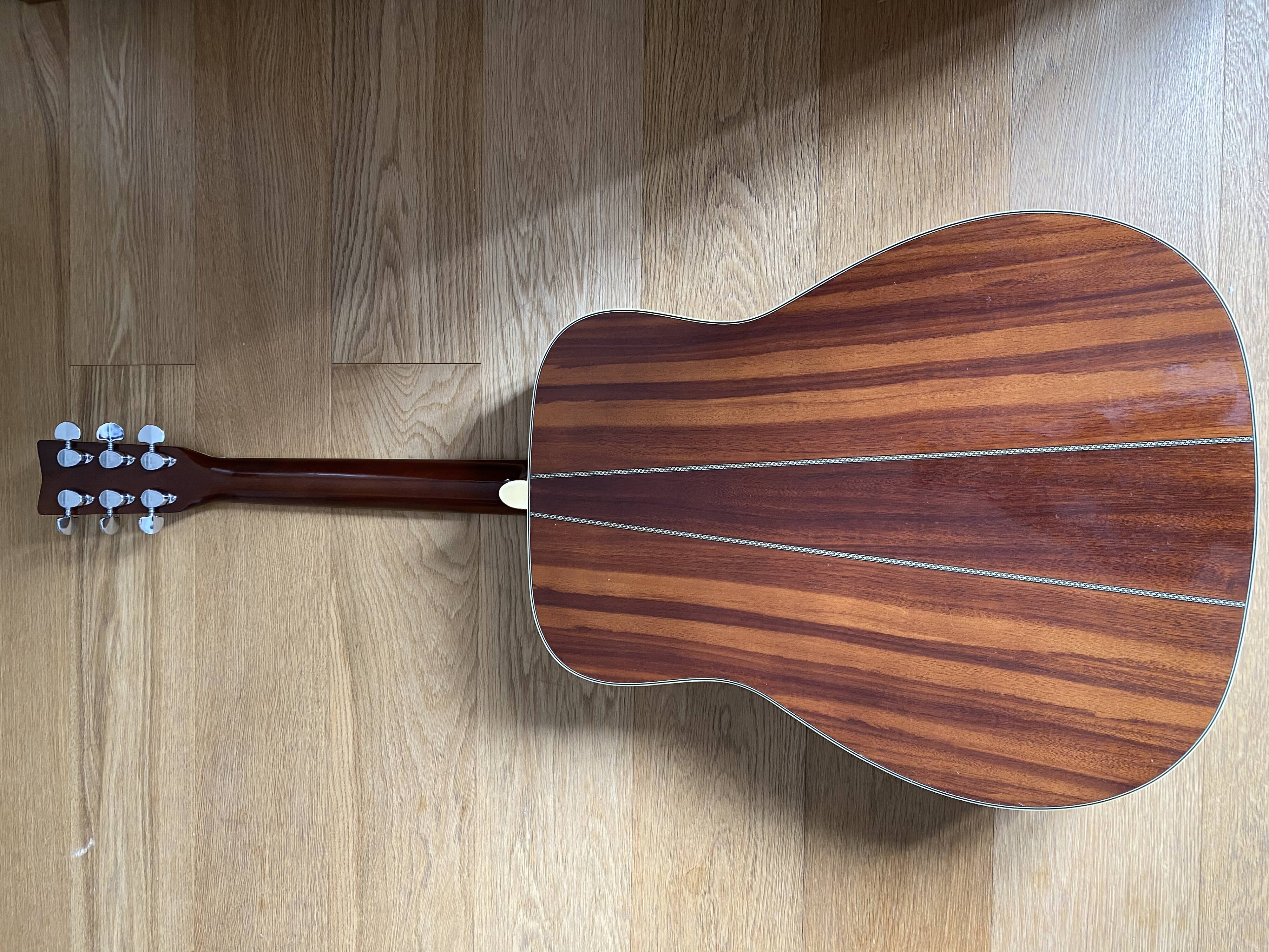 Vintage guitar Yamaha FG 340 II