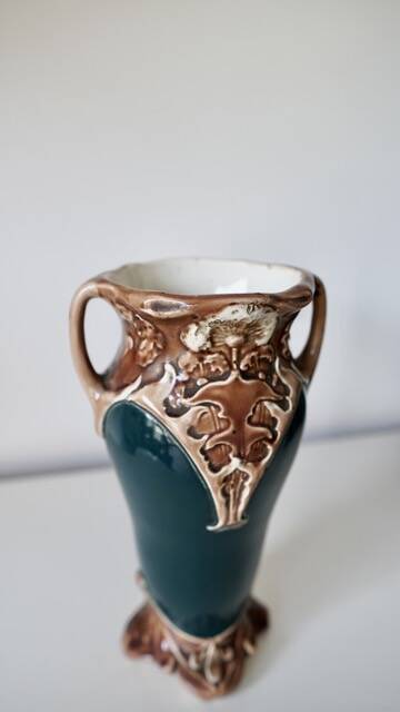 Art Nouveau style slip vase by Gustave de Bruyn, 1920s